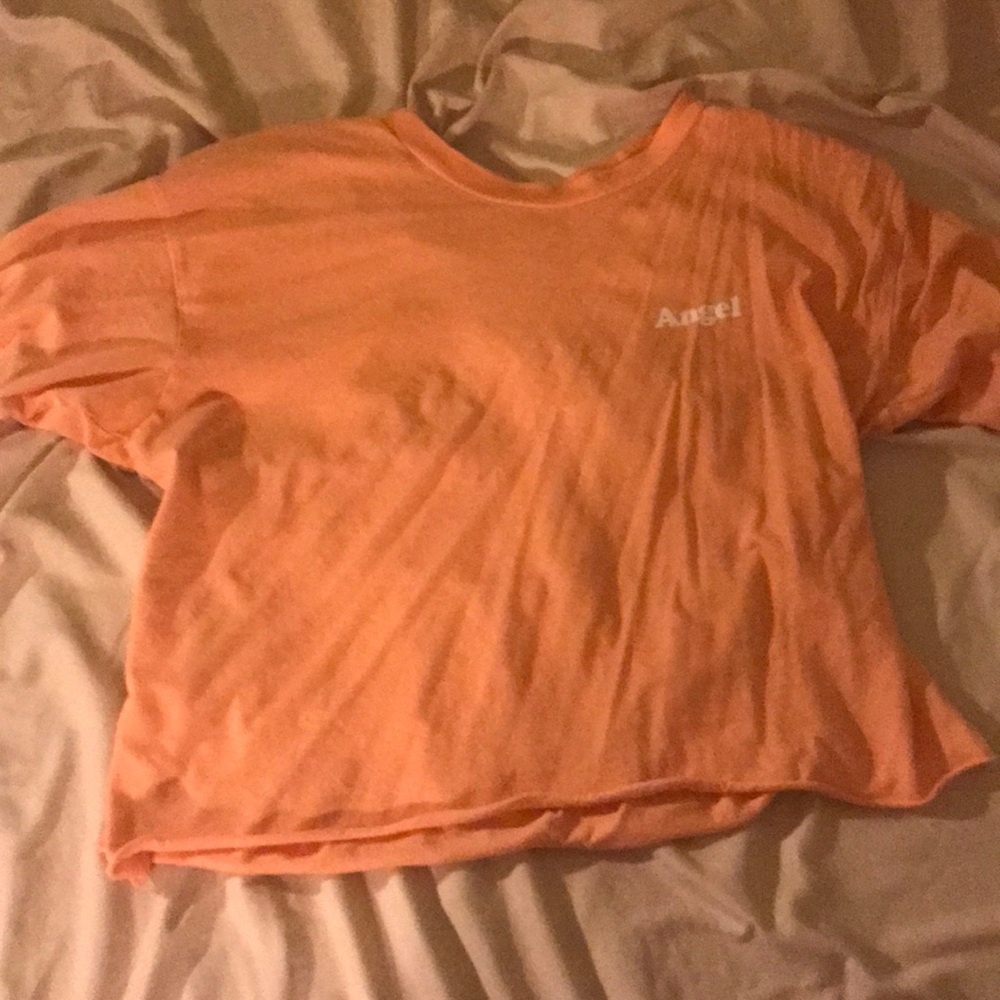 A cute cropped shirt